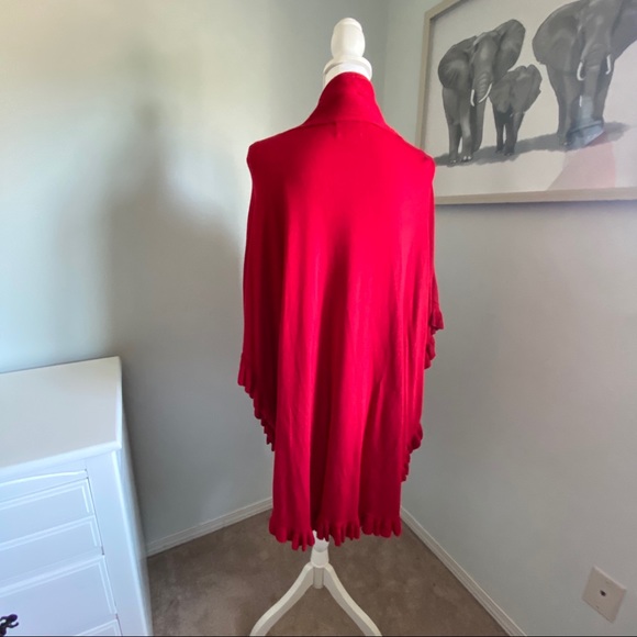 Red shawl sweater - Picture 4 of 5